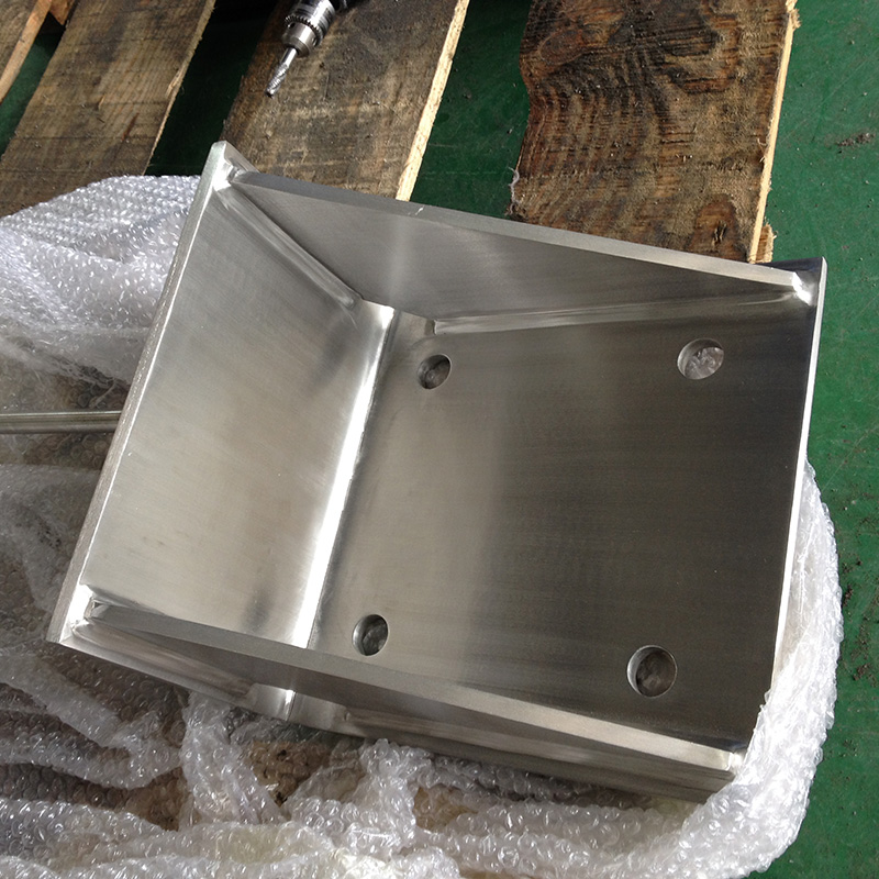 Short Lead Time for Solid Aluminium Composite Panels -
 Installation bracket – Altop