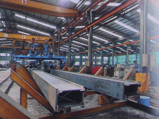 Automatic submerged arc welding production line